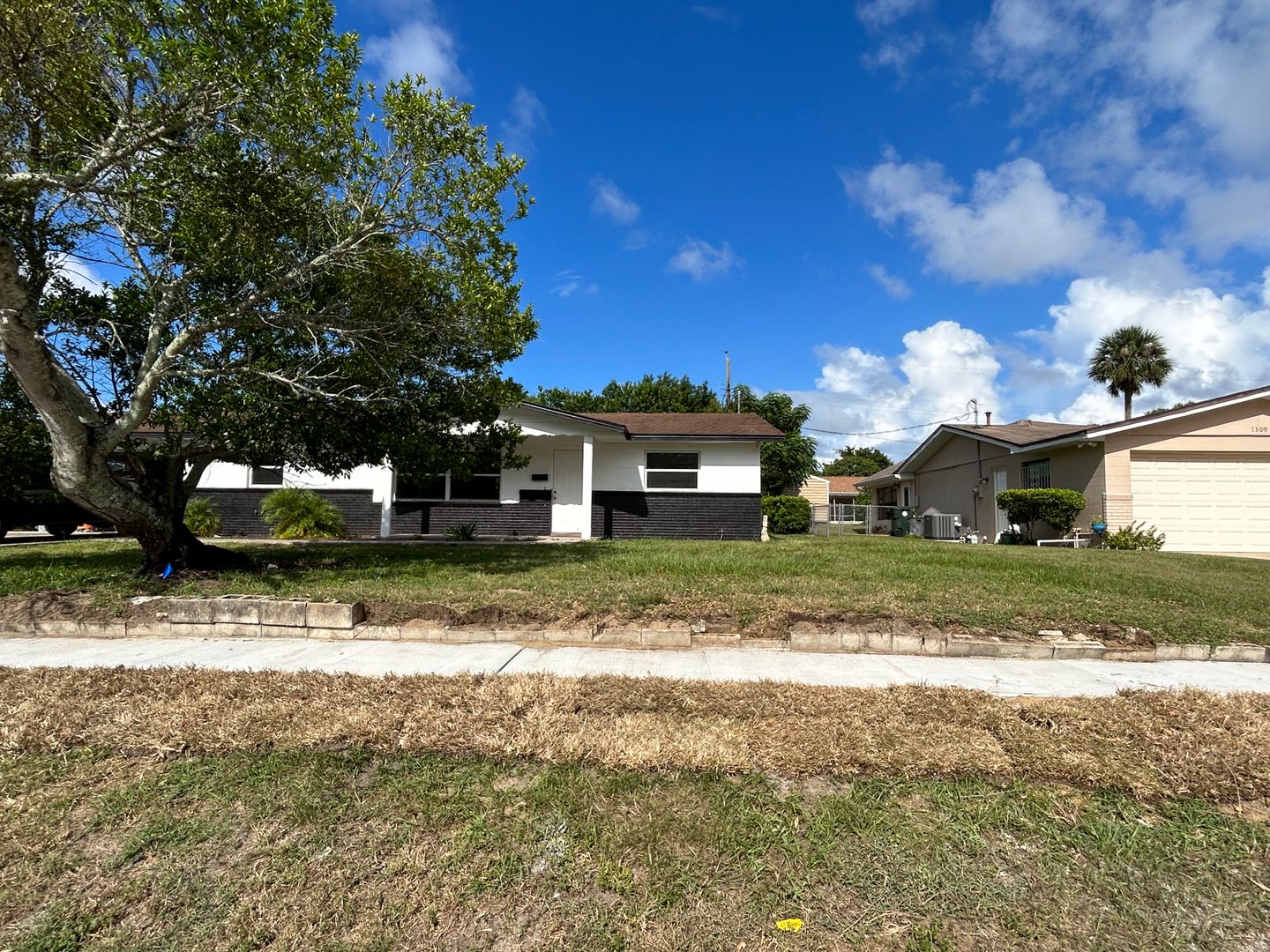 Daytona Beach House: 1315 Laurel Drive