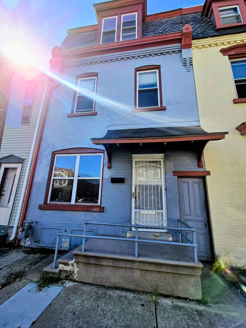 Allentown House: 644 N. 8th Street
