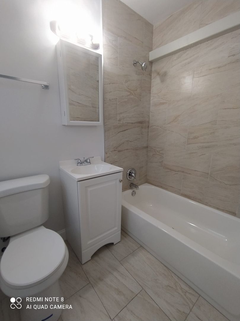 Dania Beach Apartment: 125 SW 5th CT