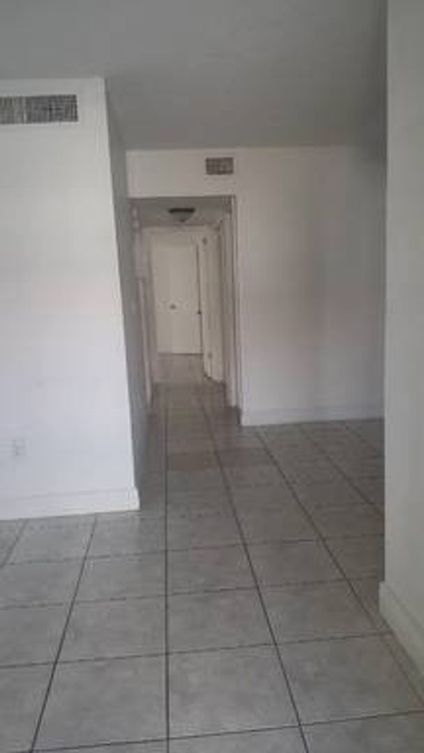 Miami Gardens Apartment: 611-631 NW 177 Street