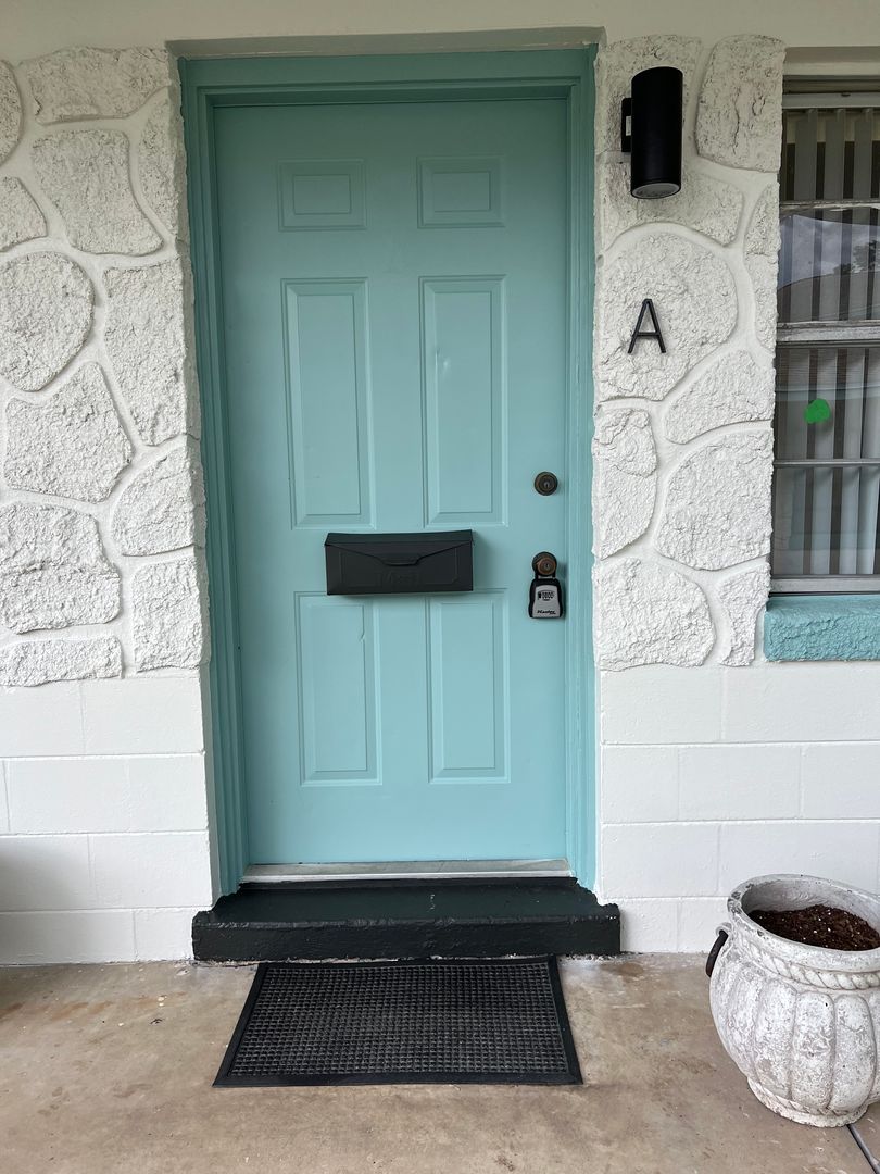 Port Orange Apartment: 309  Magnolia Street