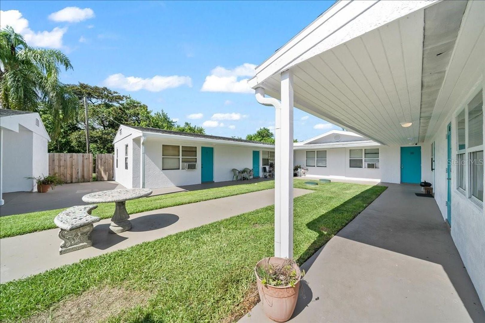 Fort Pierce Apartment: 1215 Hartman Rd.