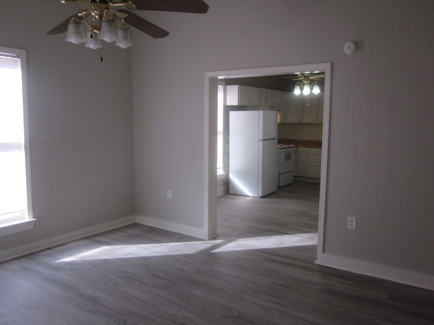 Canyon House: 6th Ave