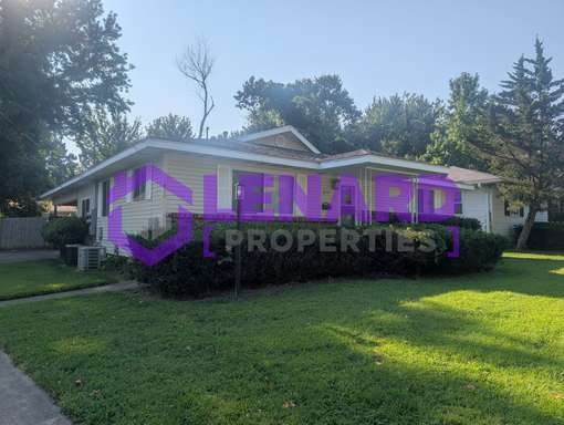 2 Bedroom Duplex Ready for Move In! – photo 1