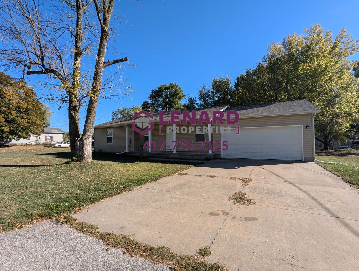 Bolivar House: 406 E Division