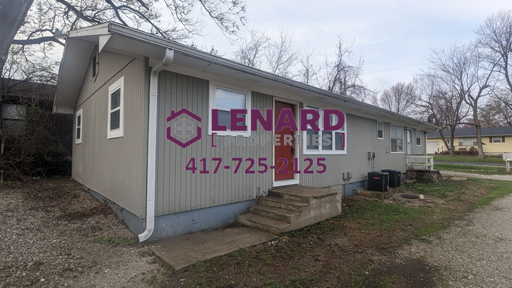 2 Bedroom Duplex Ready for Move In! – photo 1