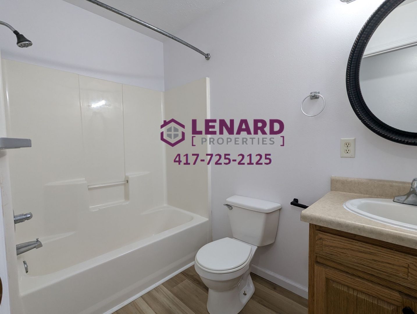 406 E Division , Bolivar, MO 65613