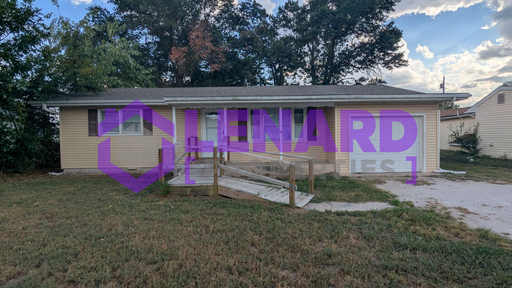 2 Bed 1 Bath Rental at 314 W Colgate St, Bolivar, MO – photo 1