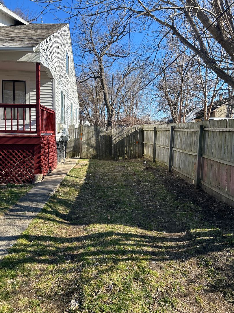 Pontiac Apartment: 14 Gerdon