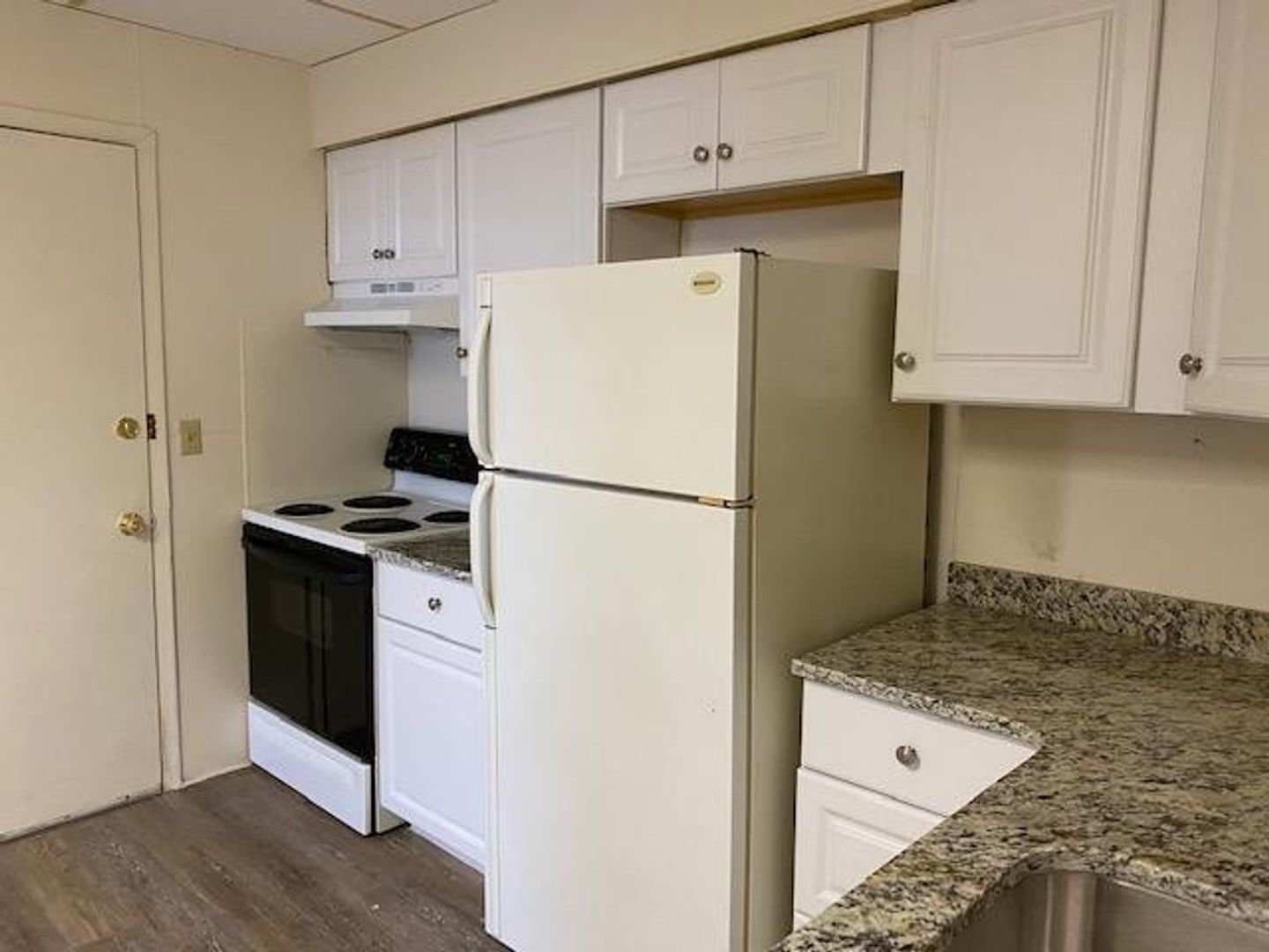 Richmond Apartment: 68255 Main St