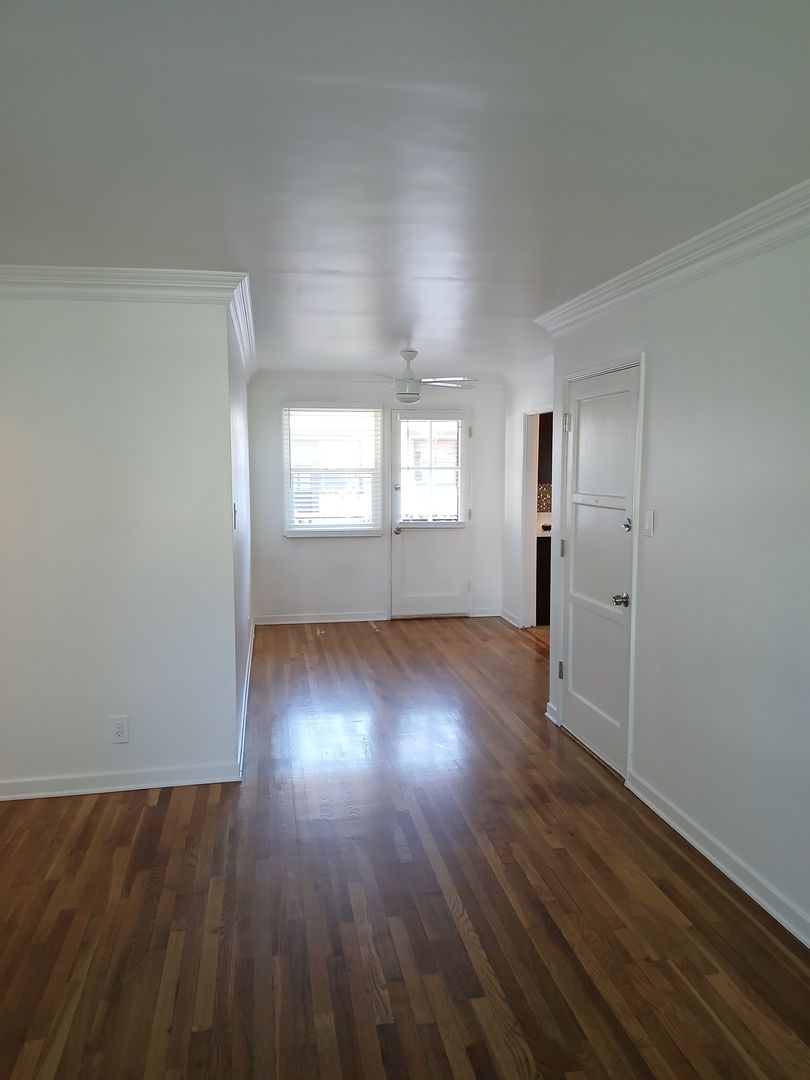 LOS ANGELES Apartment: 1645 N VISTA STREET