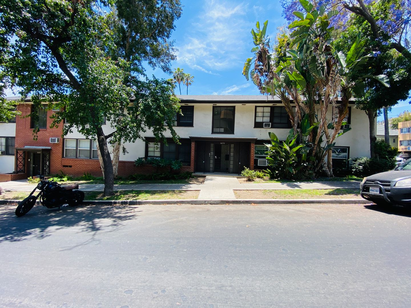 LOS ANGELES Apartment: 1645 N VISTA STREET