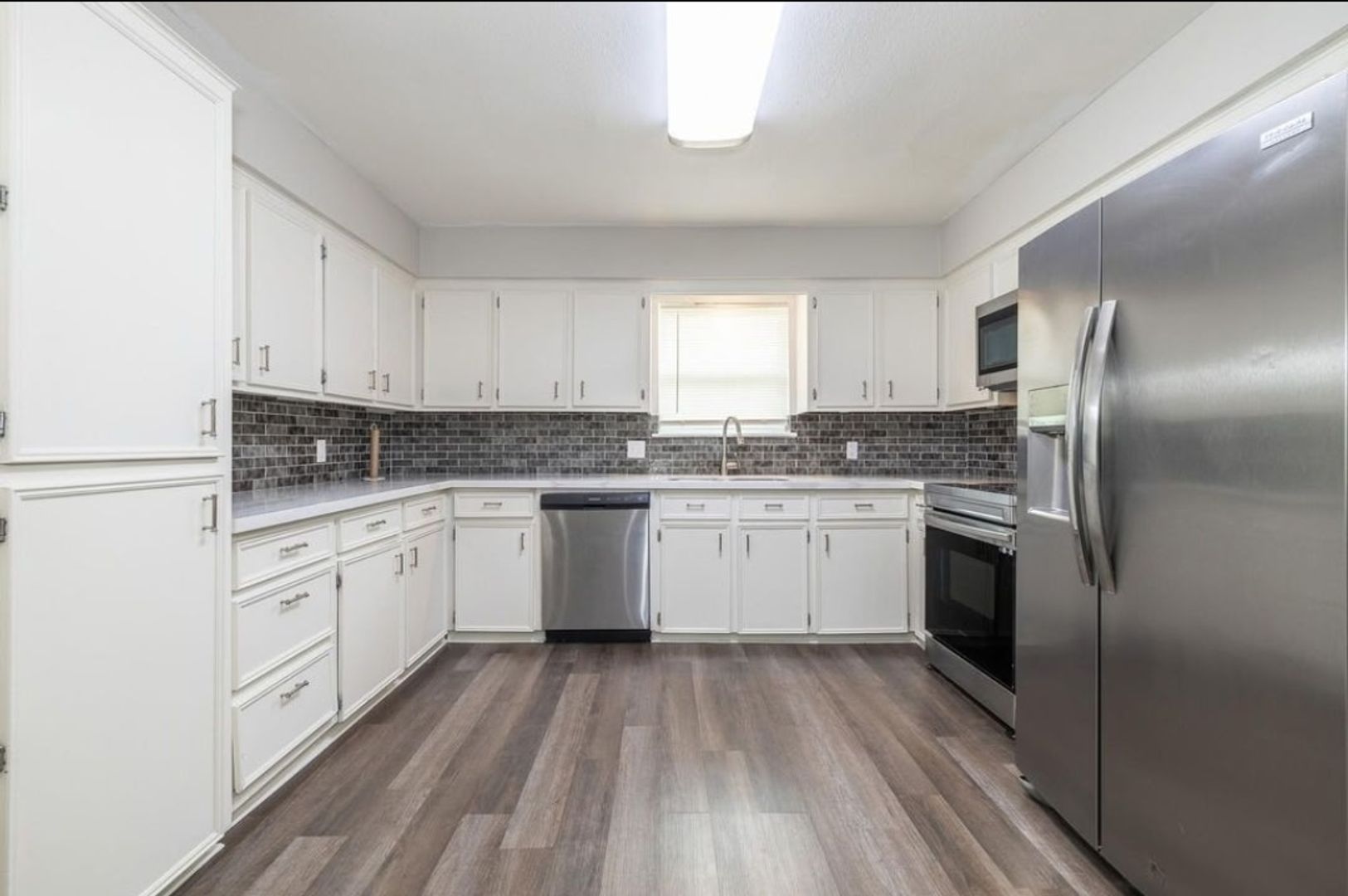 2302 38th Ave N 5 of 12