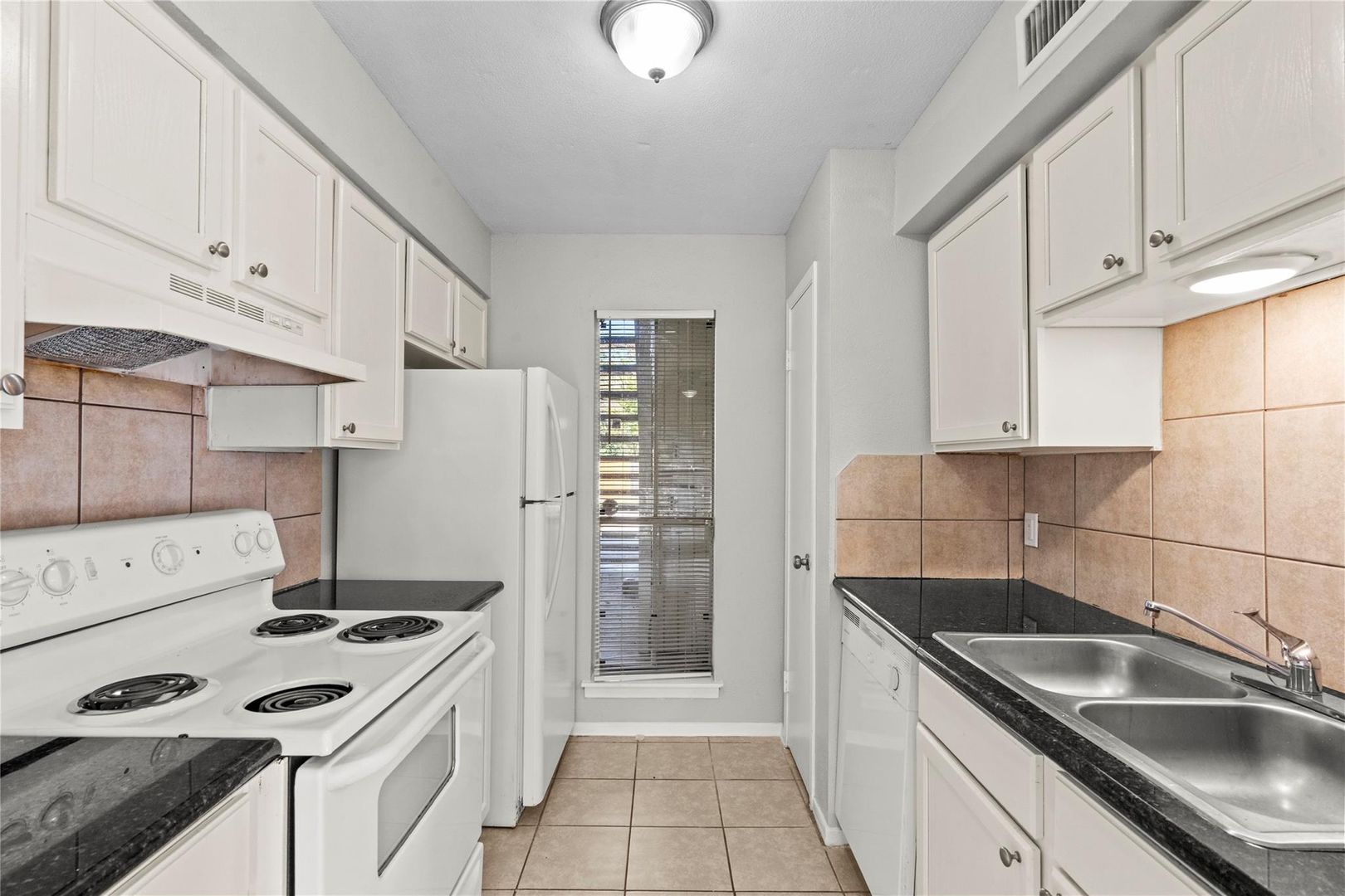 Texas City Apartment: 2202 16th Ave N