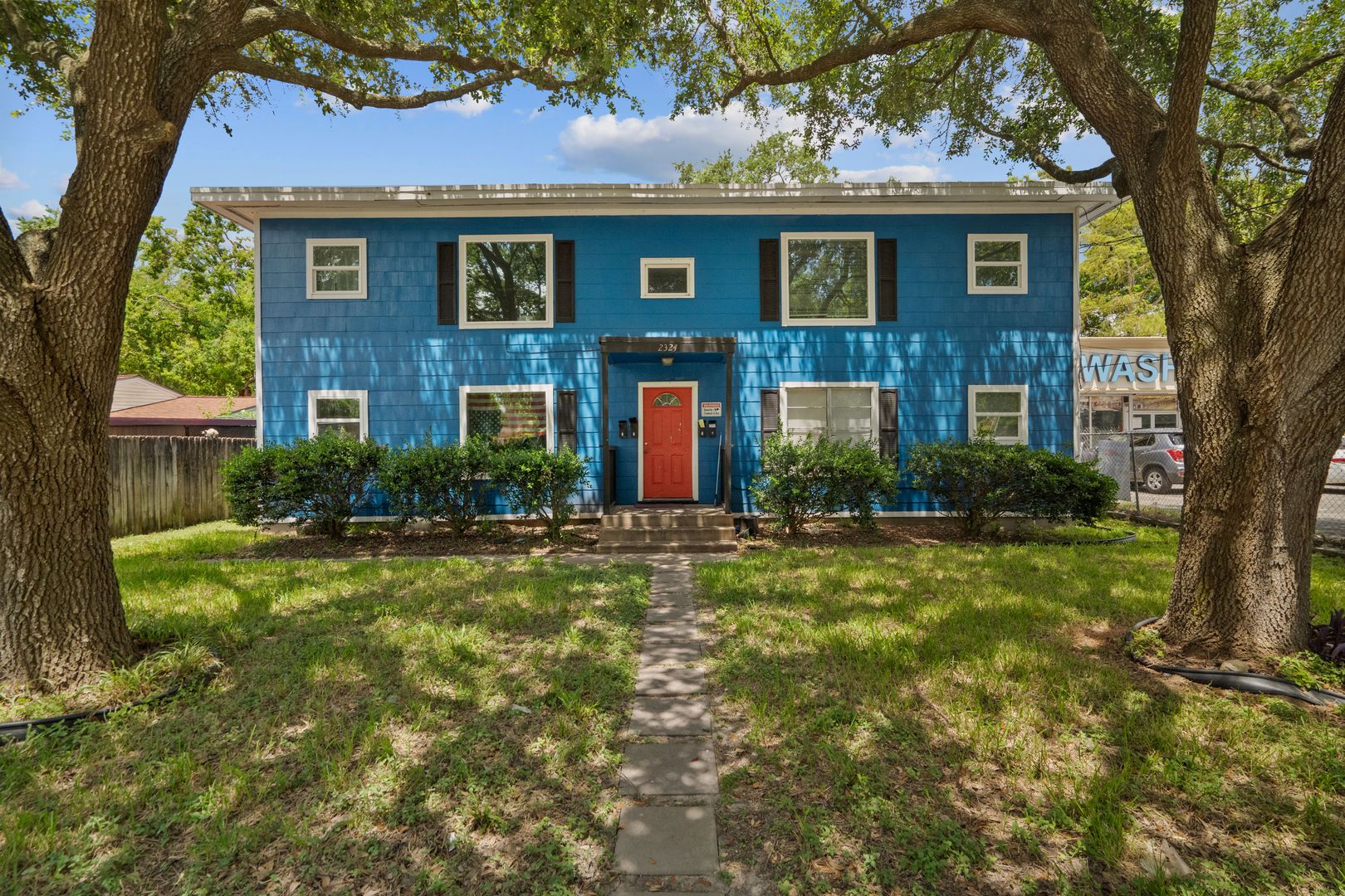 La Marque Apartment: 2324 Cedar Dr