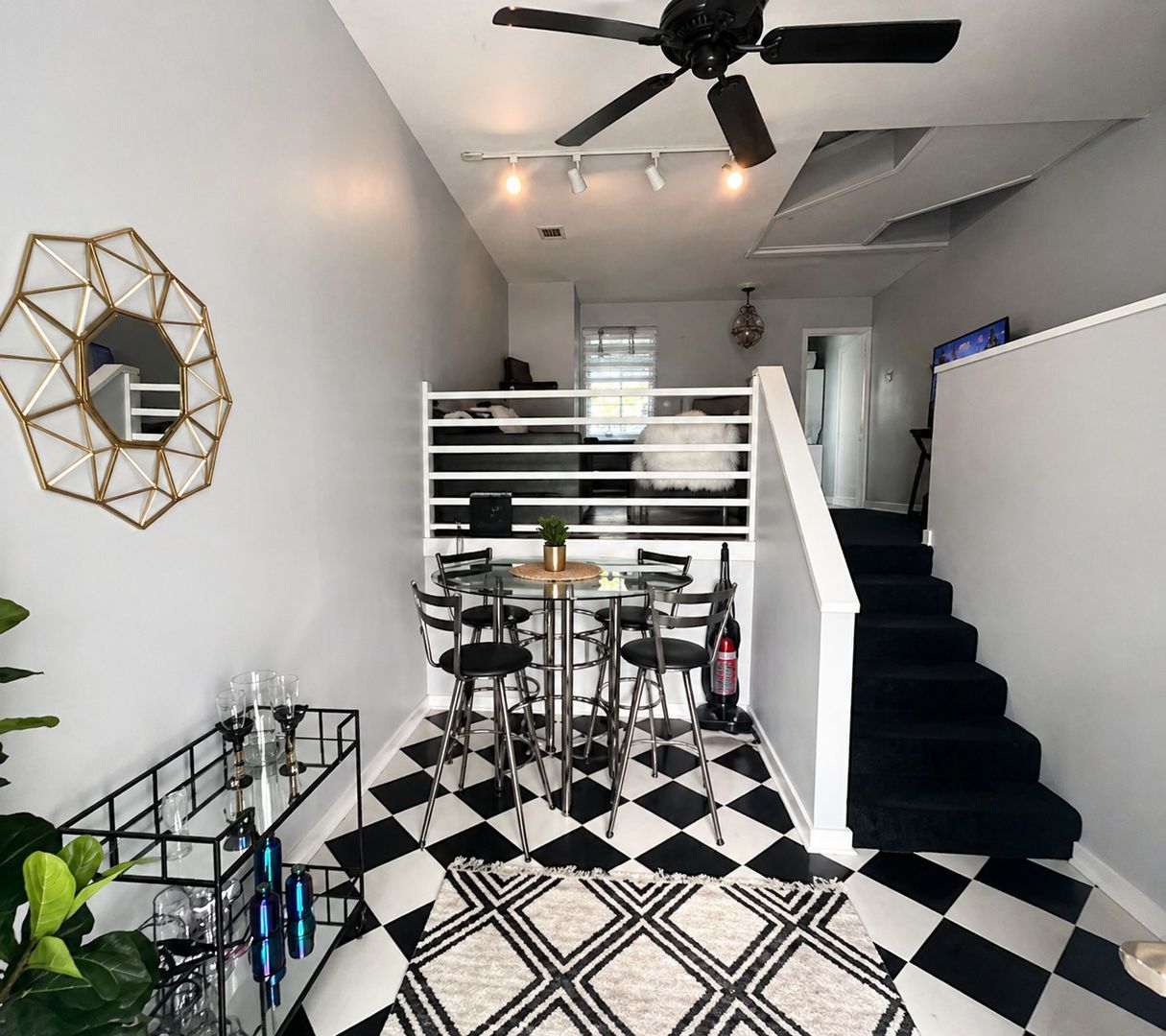 TALLAHASSEE Townhome: 815 W. Pensacola St. #5