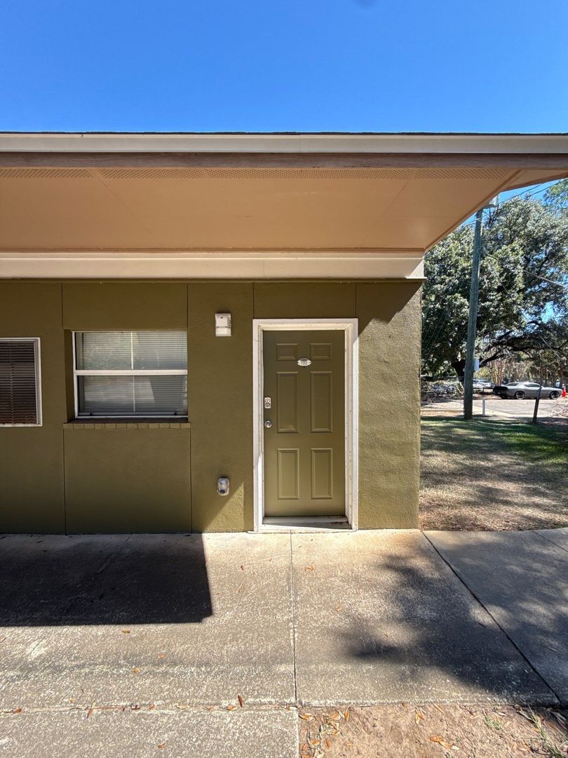 Tallahassee House: 1609 W Pensacola Street #122