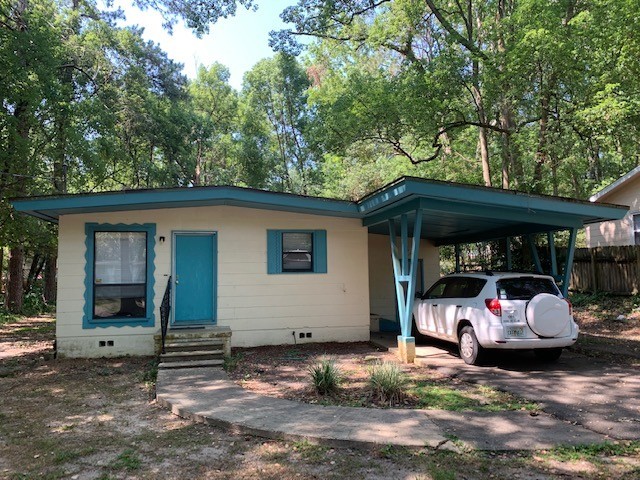 Tallahassee House: 1643 Sharkey Street