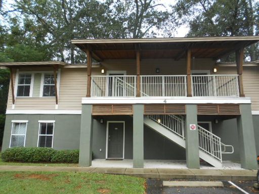 2 bed 2 bath walk to the stadium!! Available NOW! – photo 1