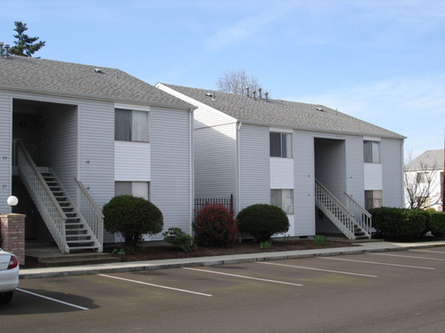 Albany Apartment: Springwood Manor