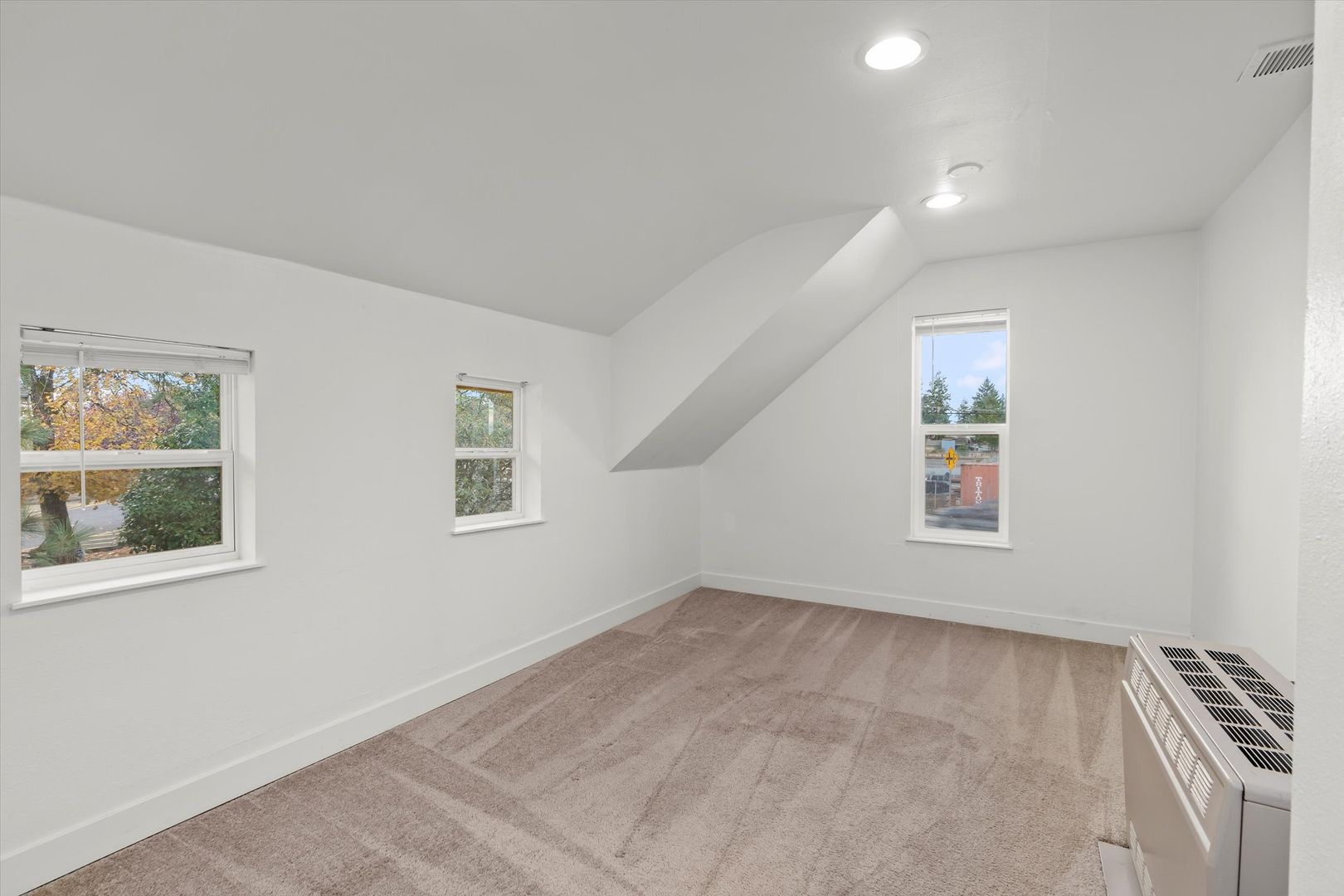 Lakewood Apartment: 10818 Lakeview Dr #3