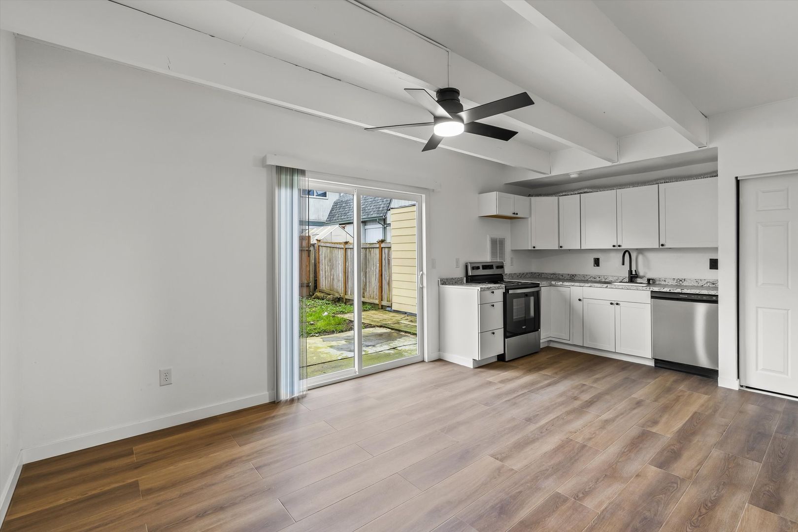 lake stevens Townhome: 8803 11th St NE