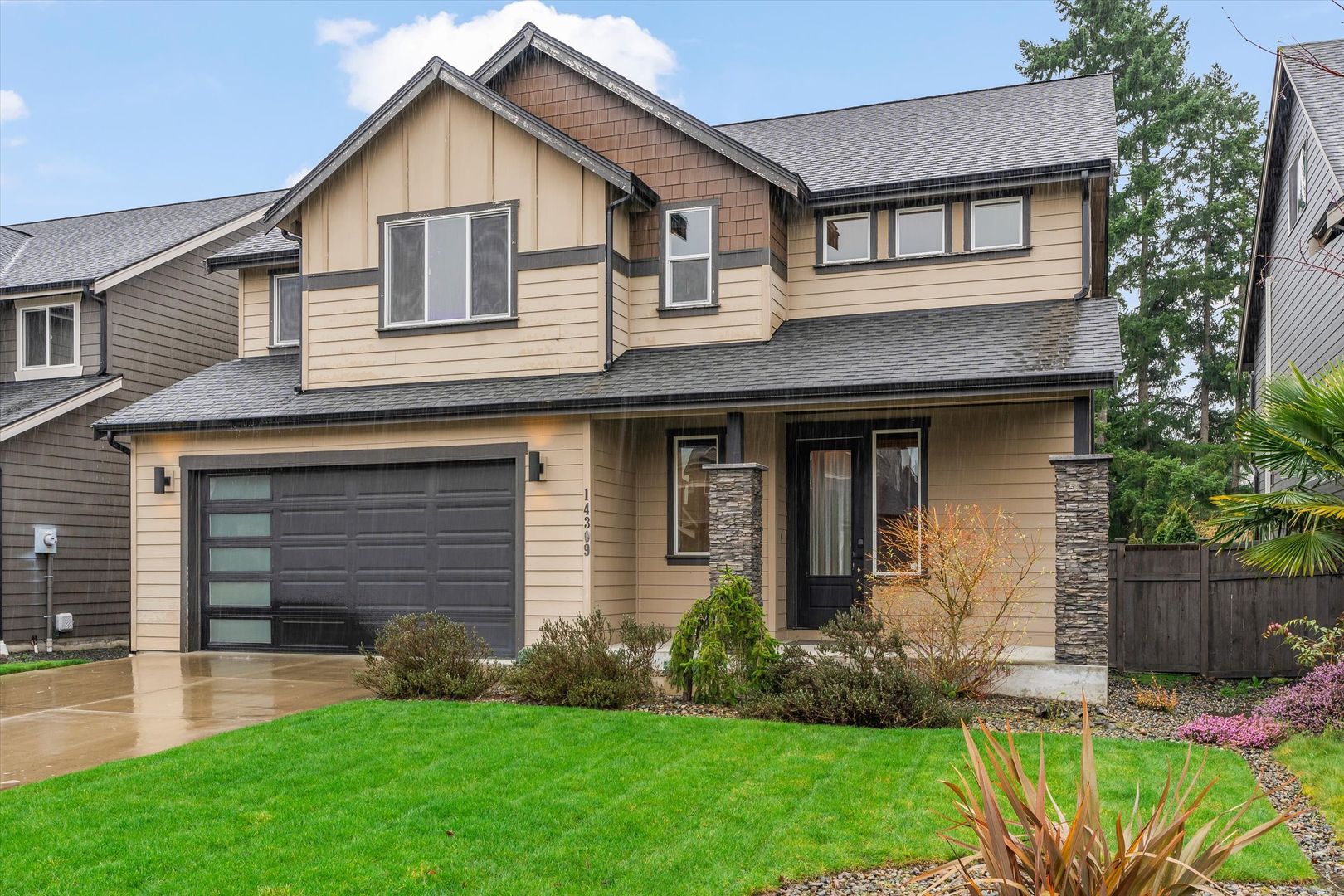 Puyallup House: 14309 57th Ave E