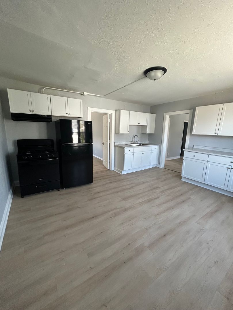 Kenosha Apartment: 1510 57th Street