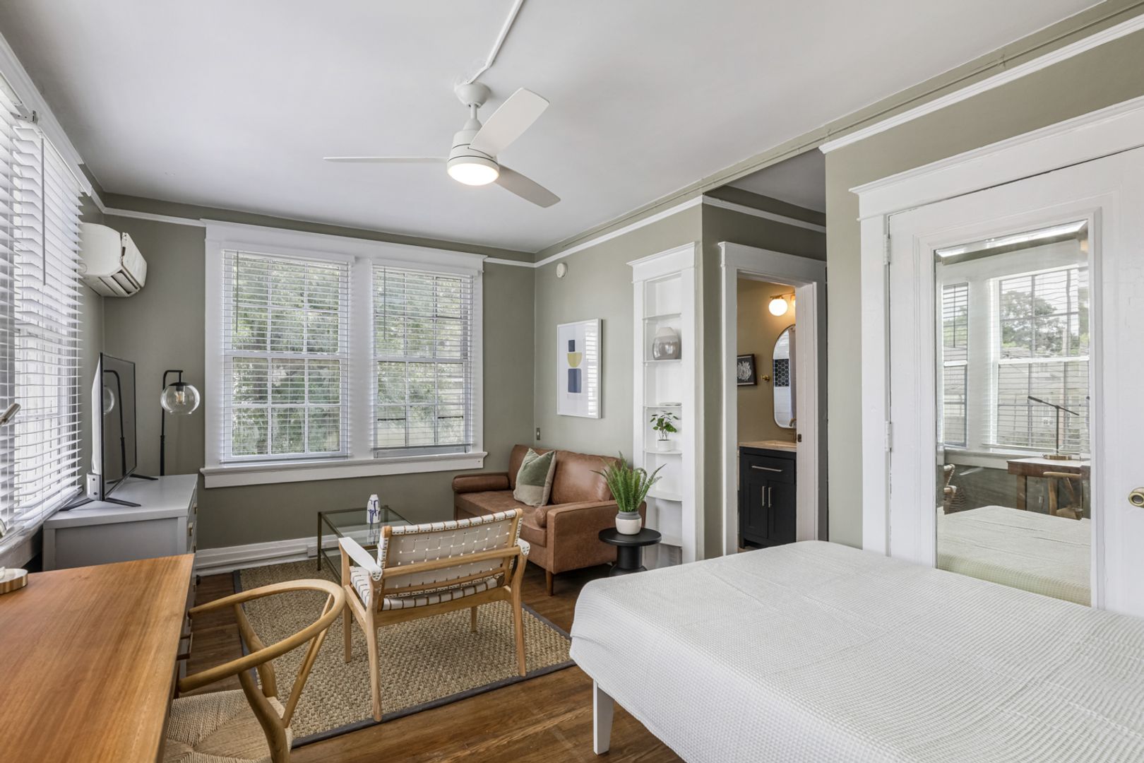 New Orleans Apartment: 838 Lowerline Street
