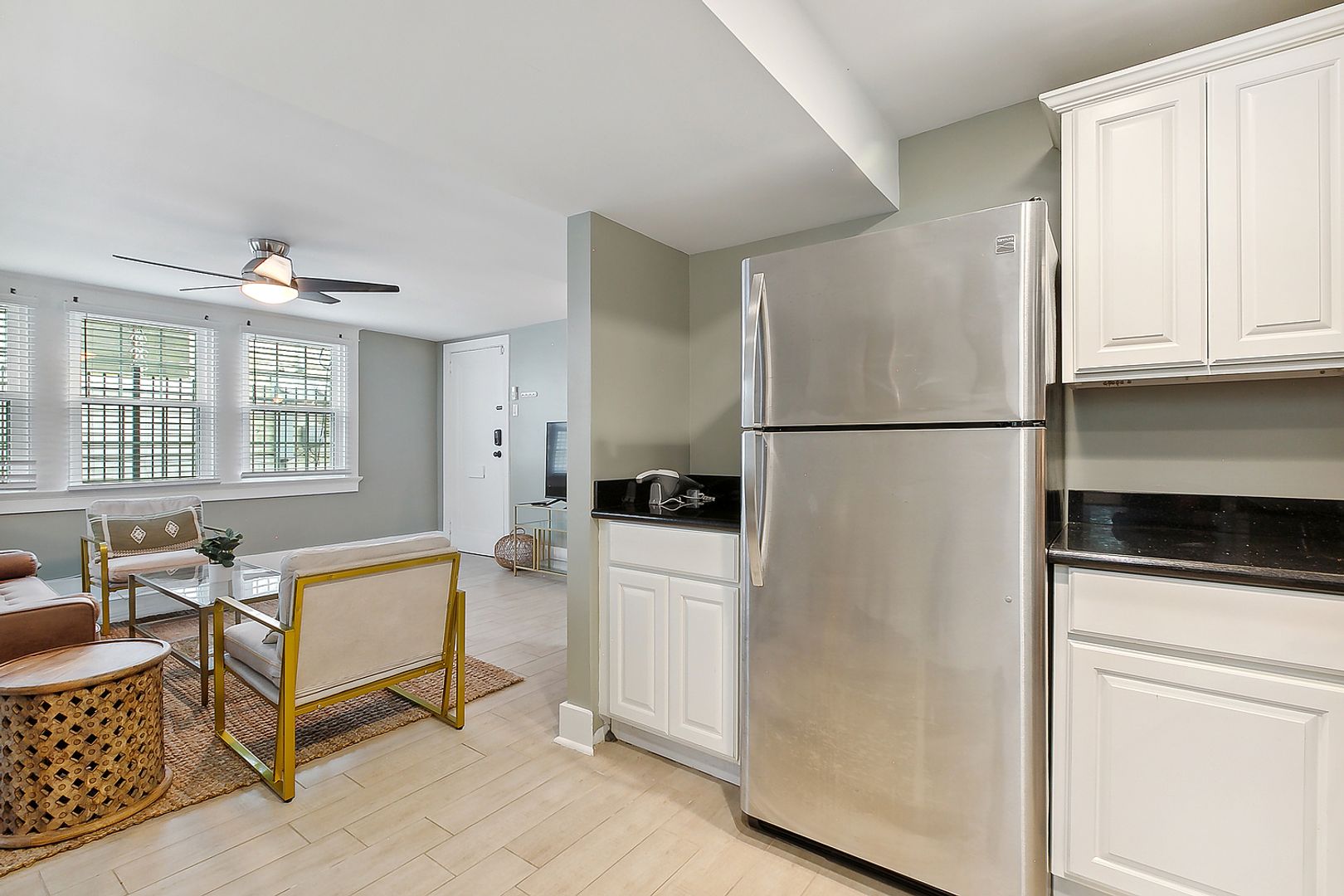 Fully furnished studio apartment 10 of 12
