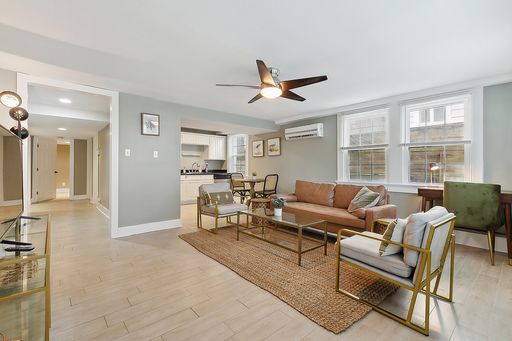 Fully furnished 1 bed/ 1 bath apartment!!! – photo 1