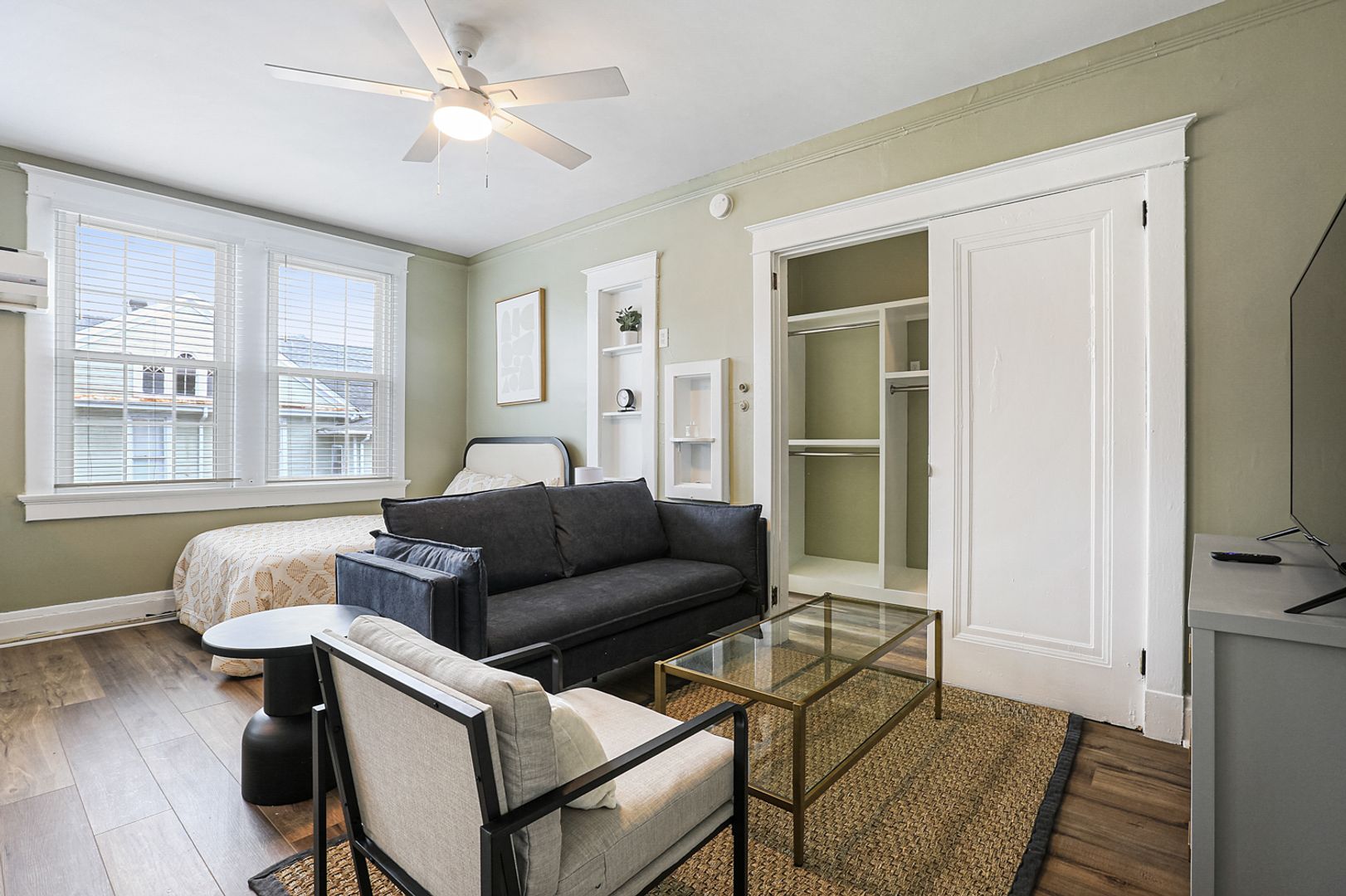 New Orleans Apartment: 838 Lowerline Street