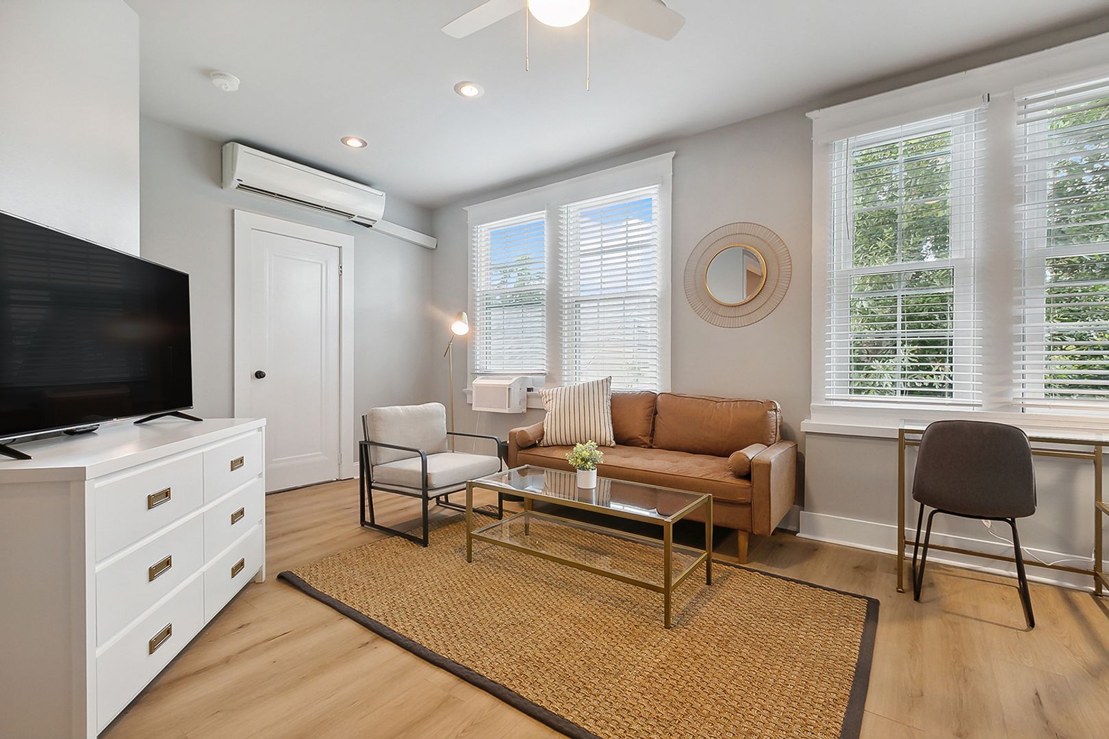 New Orleans Apartment: 838 Lowerline Street