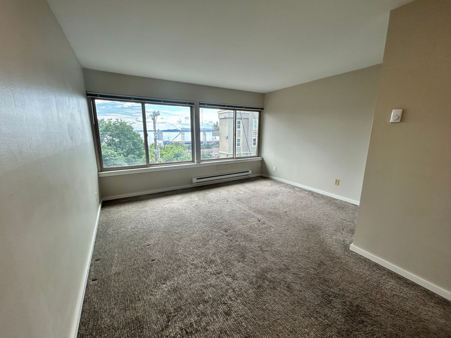 Seattle Apartment: 500 W Mercer Street