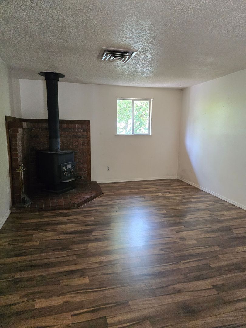 Klamath Falls House: 115 Lincoln St