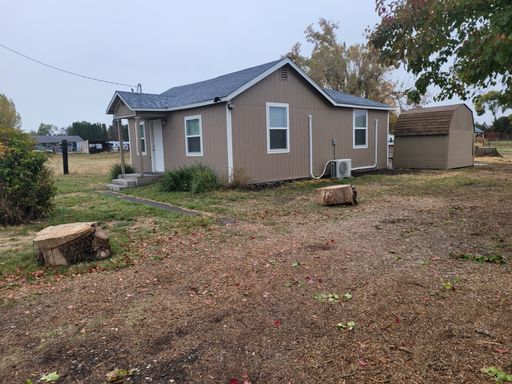 2 bedroom 1 bath – photo 1