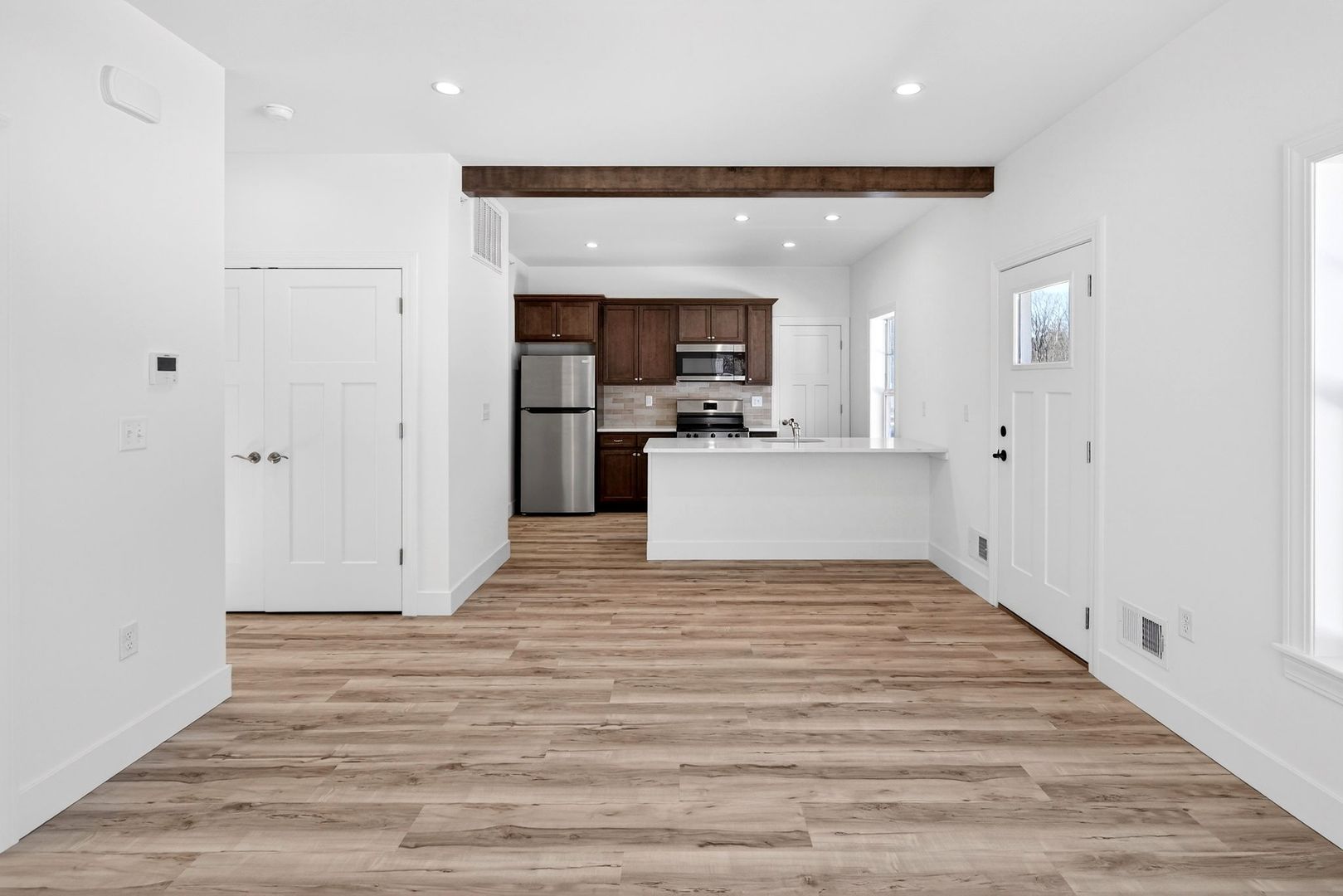 Schenectady Apartment: 3407 Carman Road