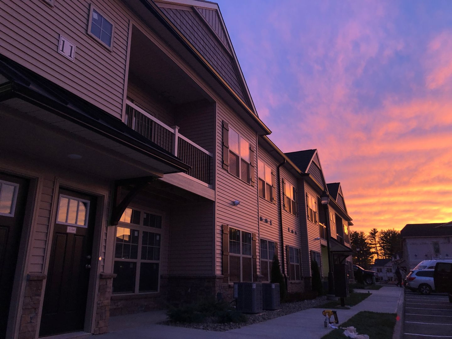 Altamont Apartment: 100 West Creek Lane