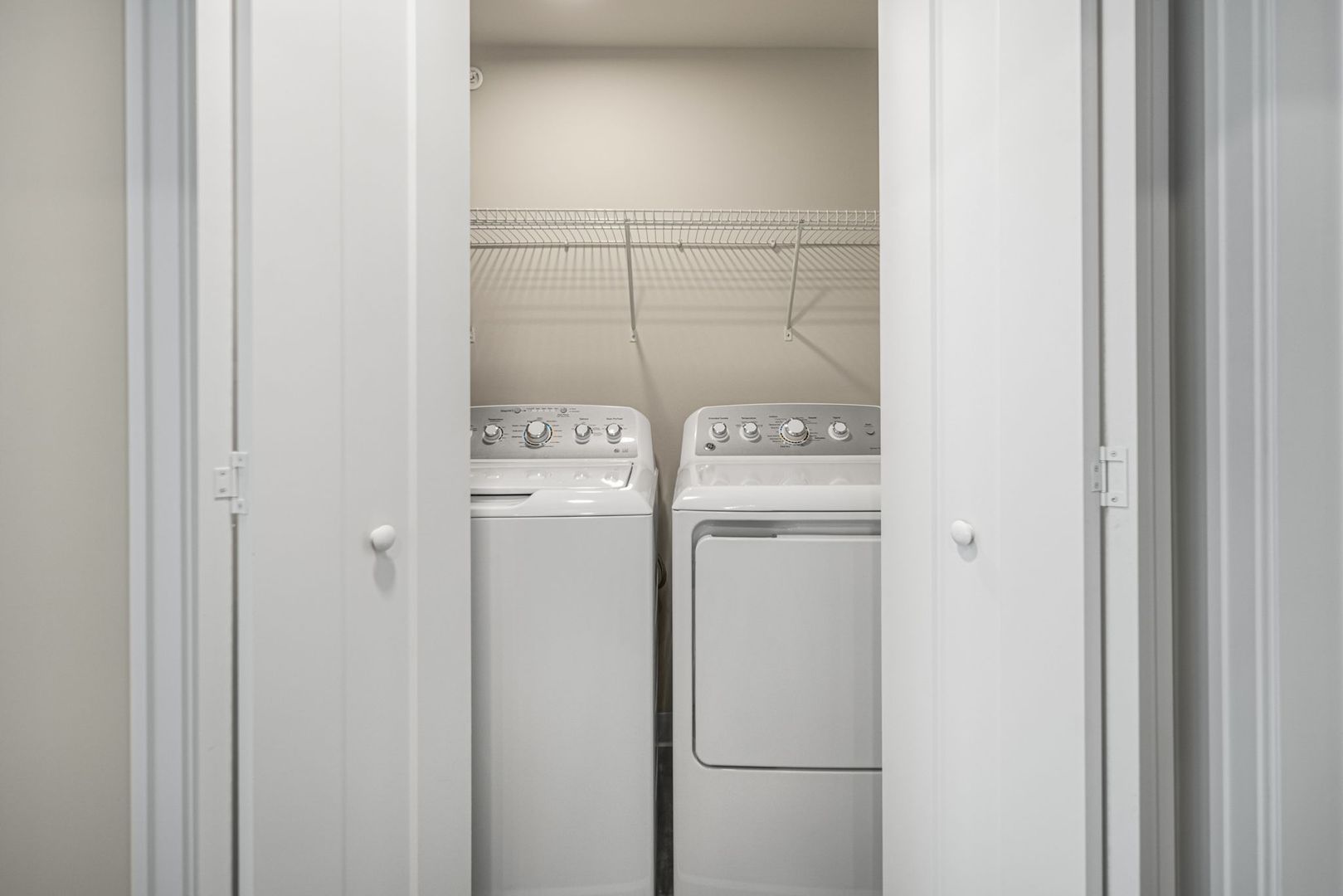Laundry room at Spacious and Sleek 2 Bedroom, One Bathroom in Guilderland, NY! (4 of 4)