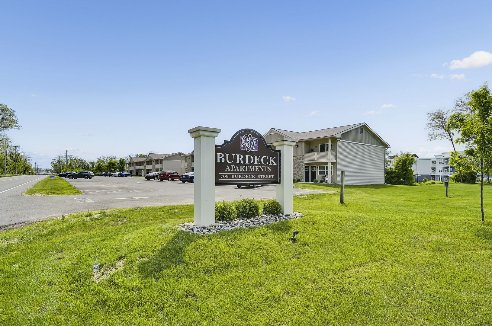 Schenectady Apartment: 709 Burdeck Street