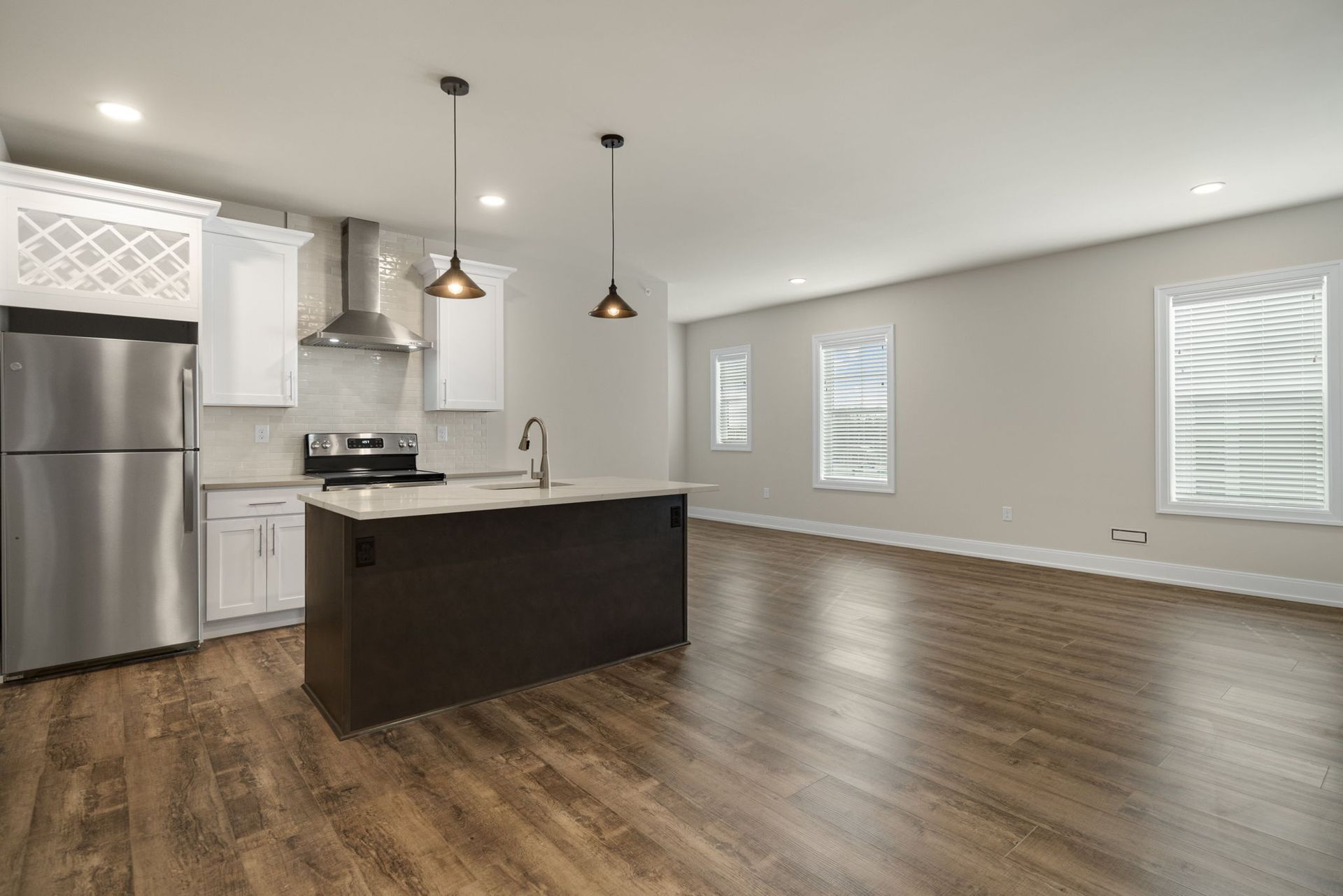 Albany Apartment: 2 Crossgates Mall Road - 1401