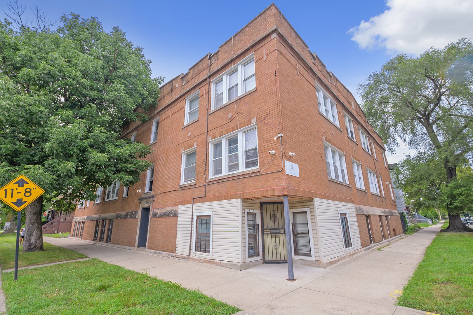 Chicago Apartment: 7956 S Normal Ave