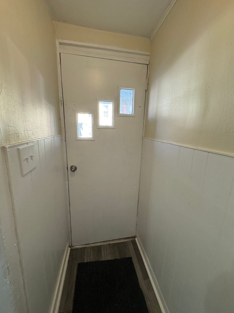 lebanon Townhome: 1014 Chestnut St