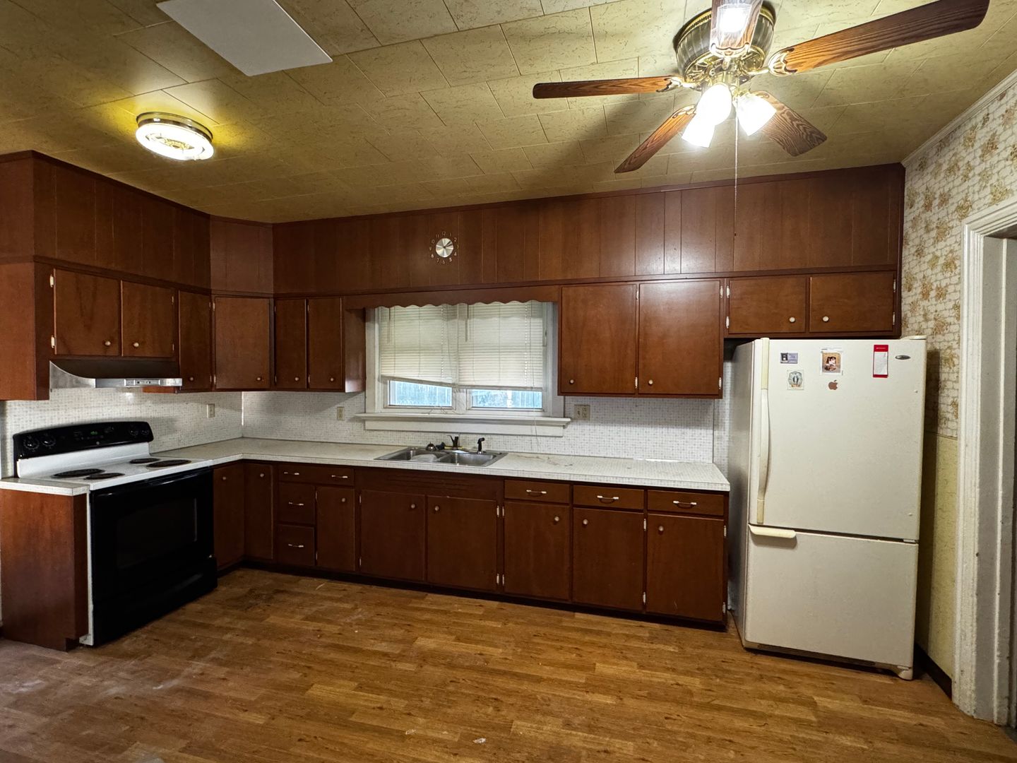 05th St S 302-304
