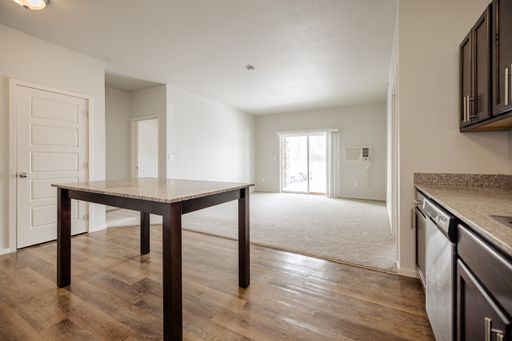 Kascade Place Apartments! – photo 1