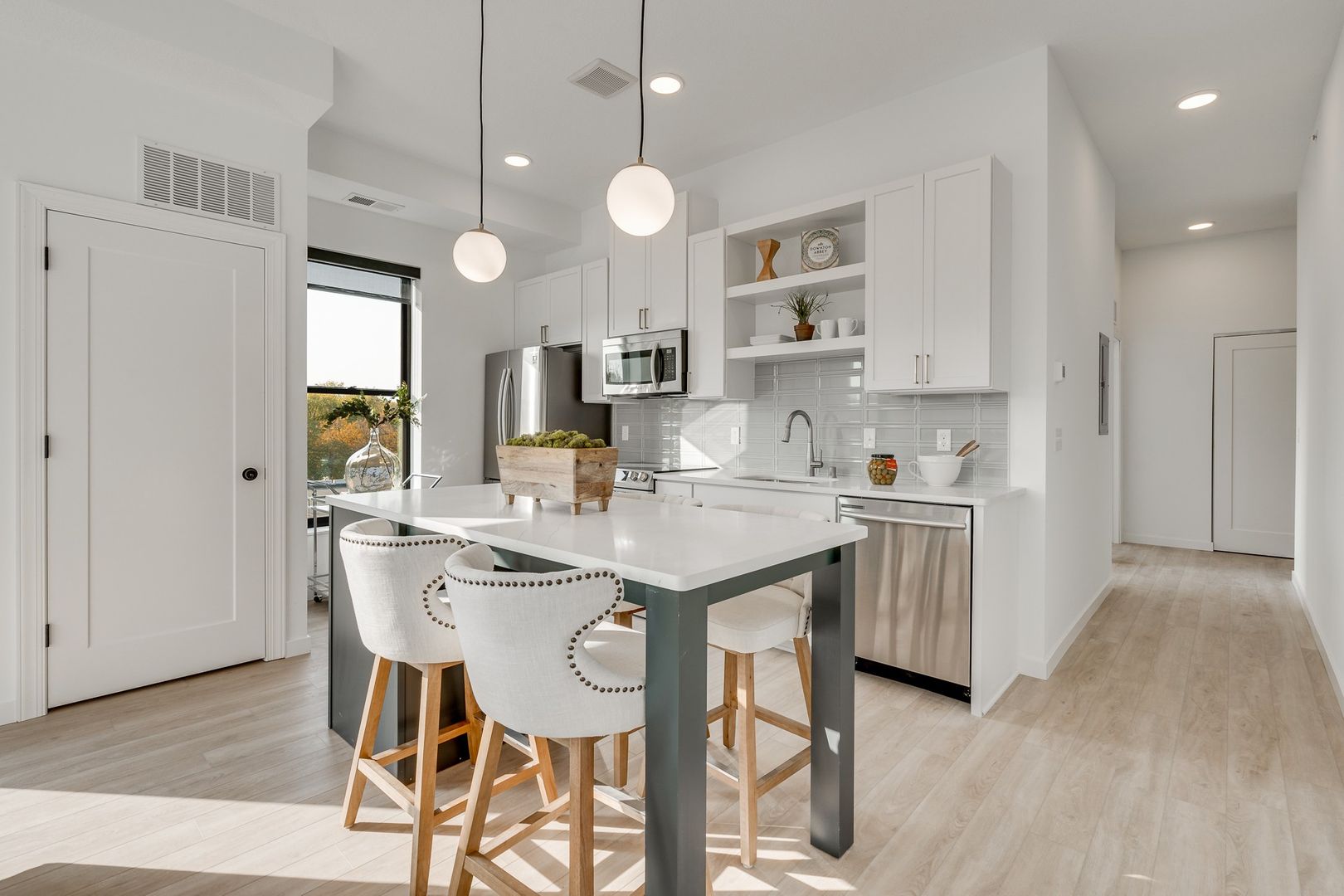 Minneapolis Apartment: 4418 Beard Ave. S.