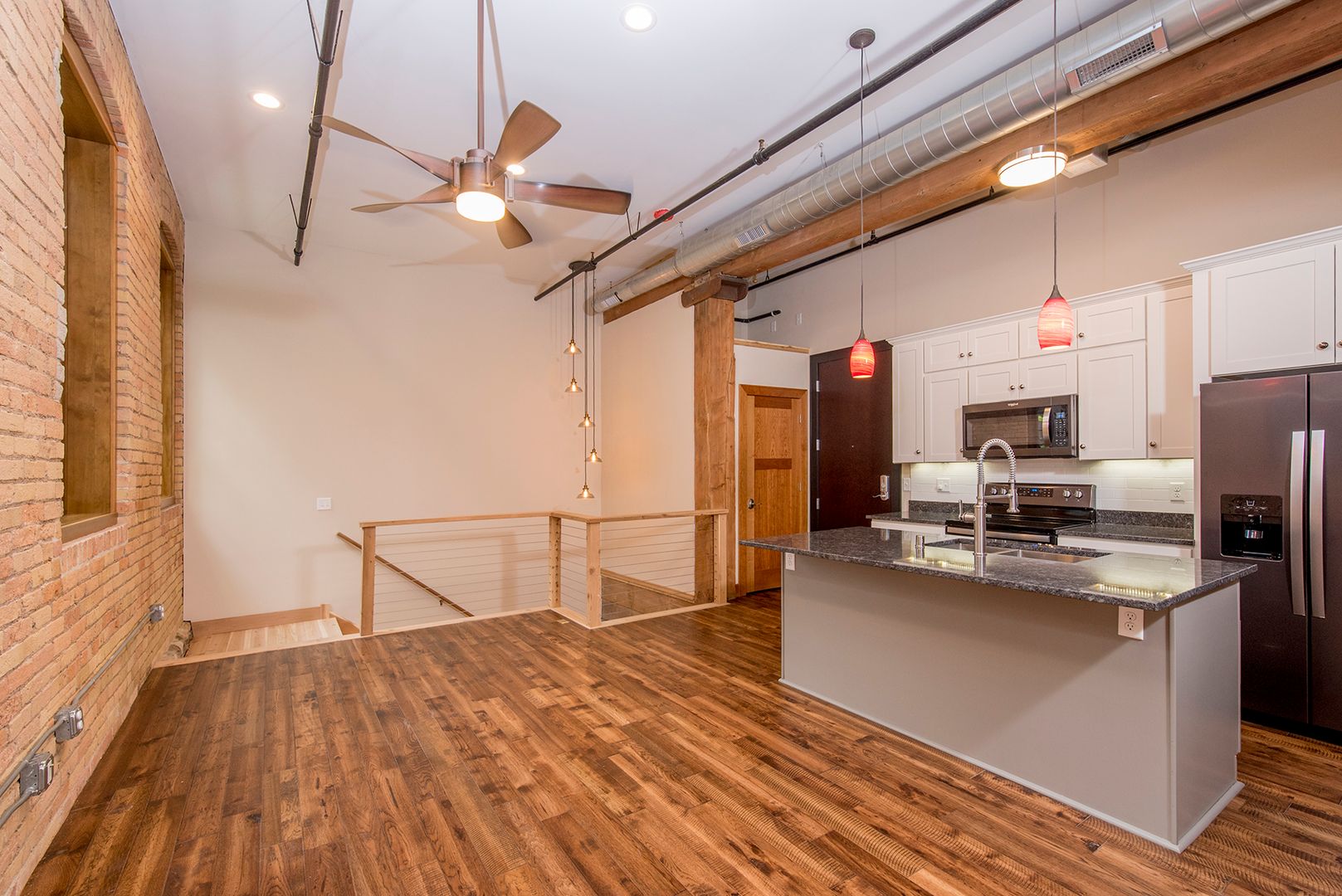 St Paul Apartment: 330 9th Street East