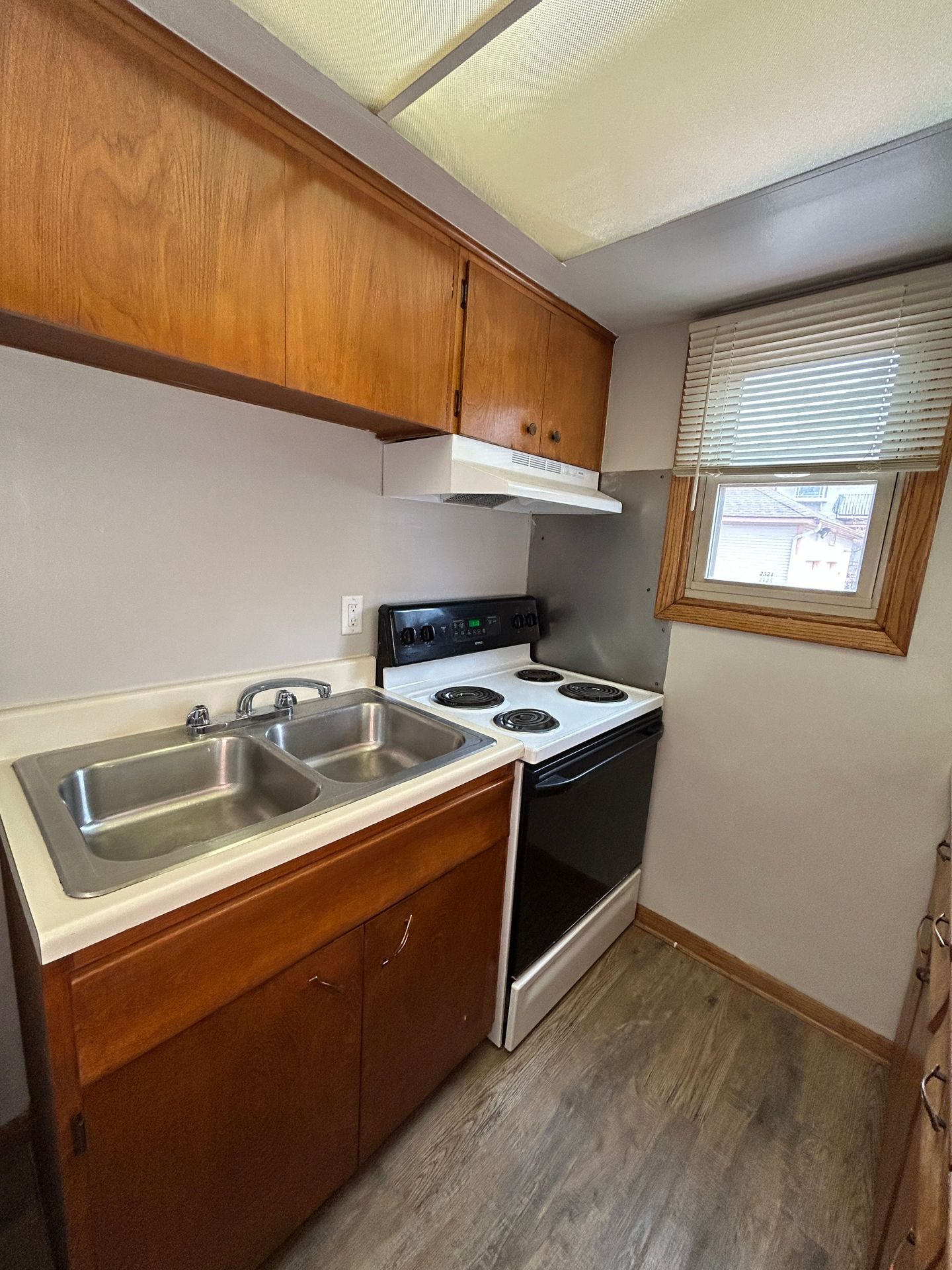 Minneapolis Apartment: 424 West 24th Street