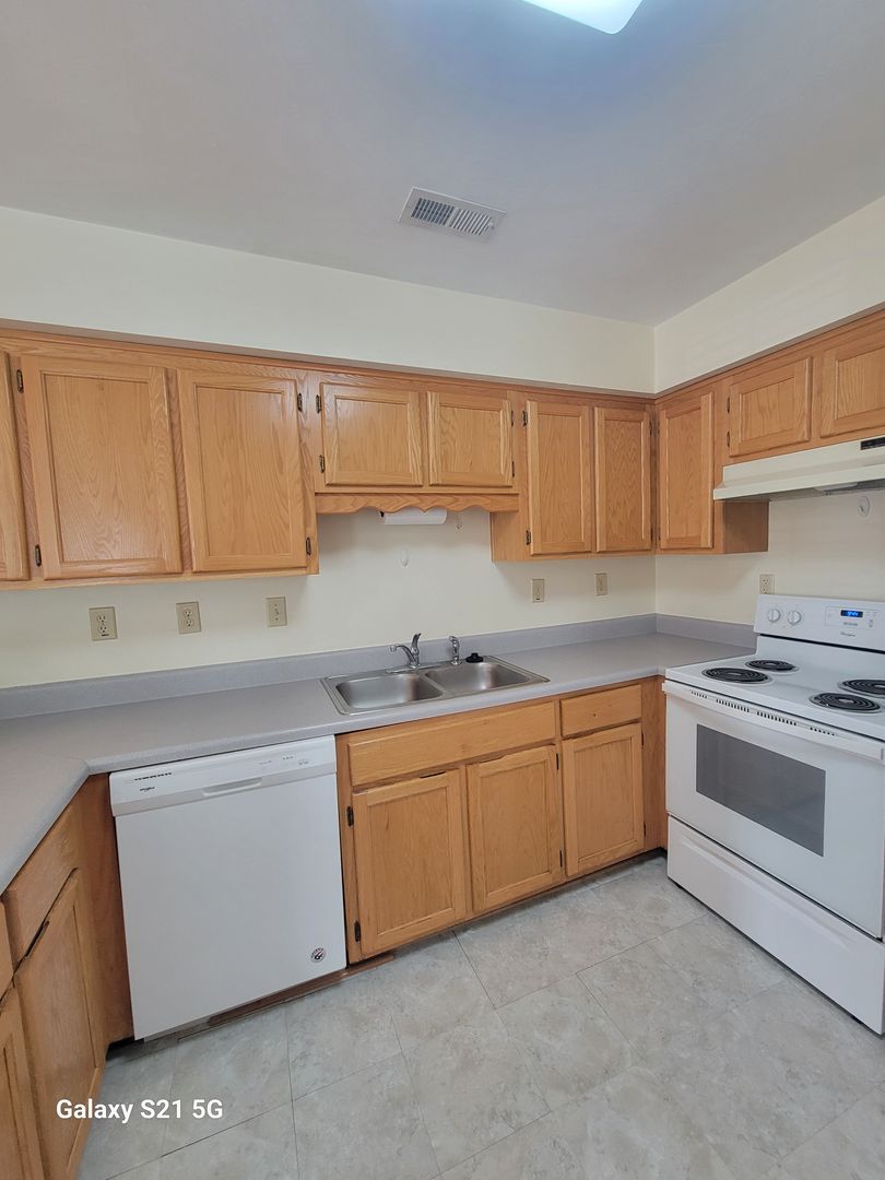 Chesapeake House: 3617 White Chapel Arch