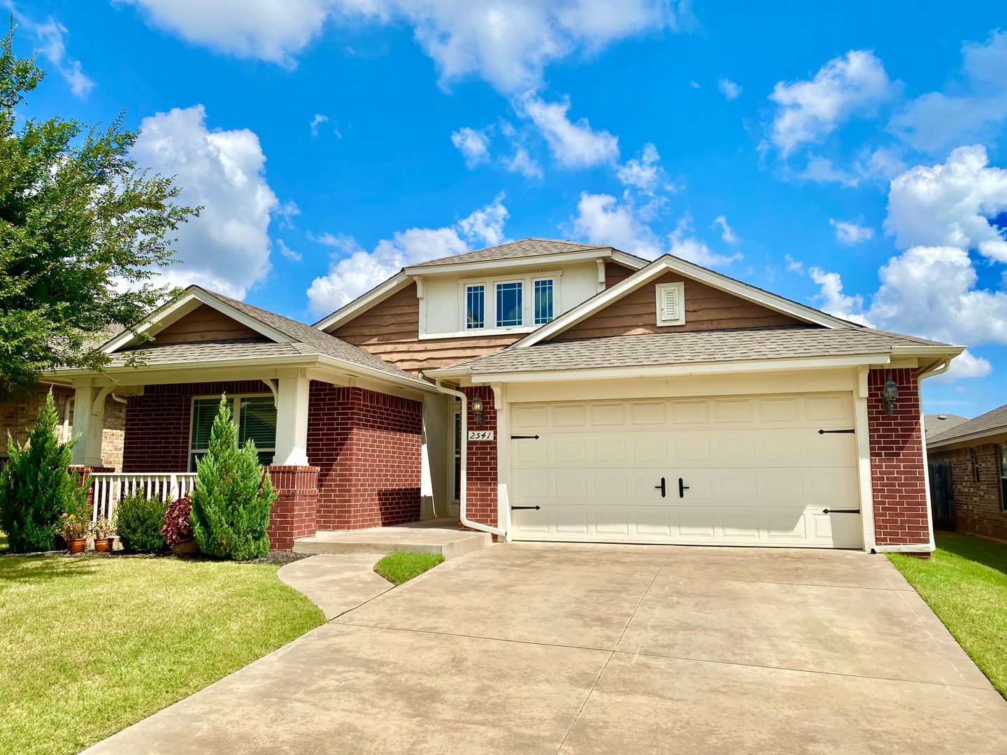 Edmond House: 2541 NW 186th Street